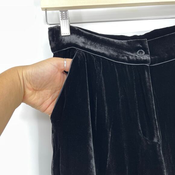 Sleeping with Jacques | Dinner Party Silk Velvet Wide Leg Pants in Black 1 / S - Picture 9 of 15